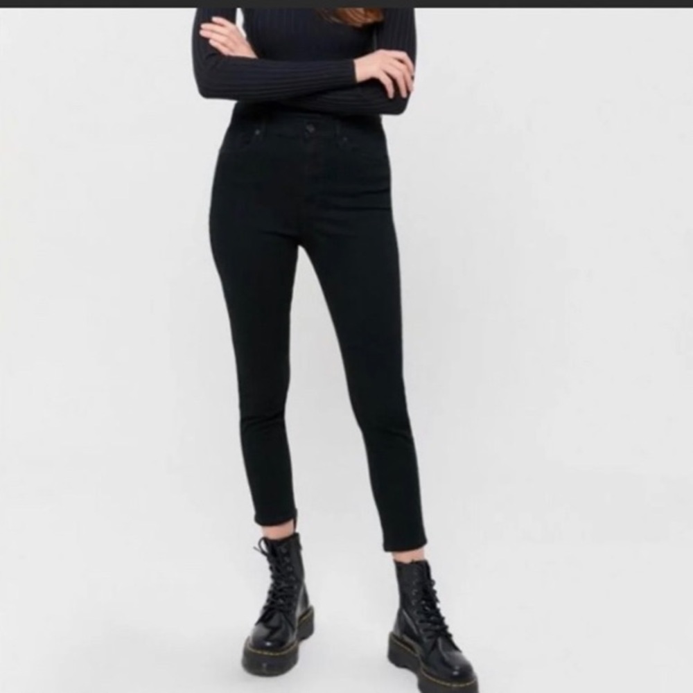 BDG Highrise Twig Cropped Jean